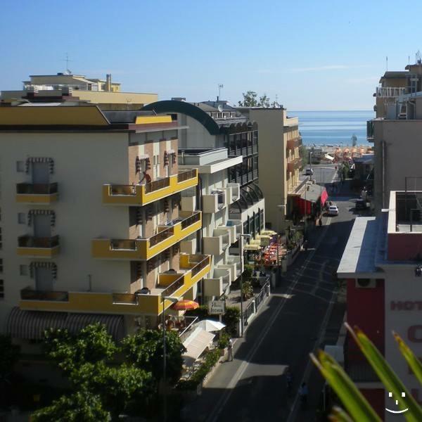 Hotel Nova Dhely Rimini Exterior foto